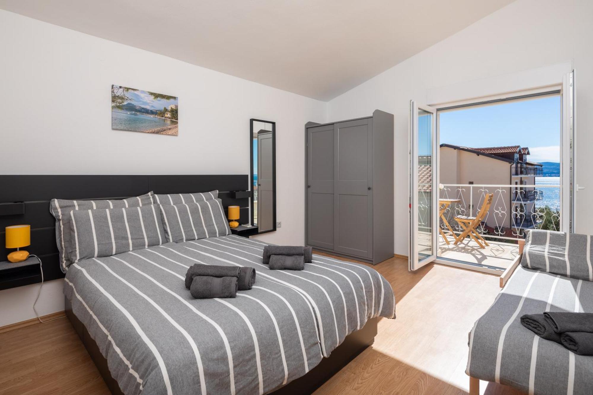 Sunshine Suites Омиш Экстерьер фото