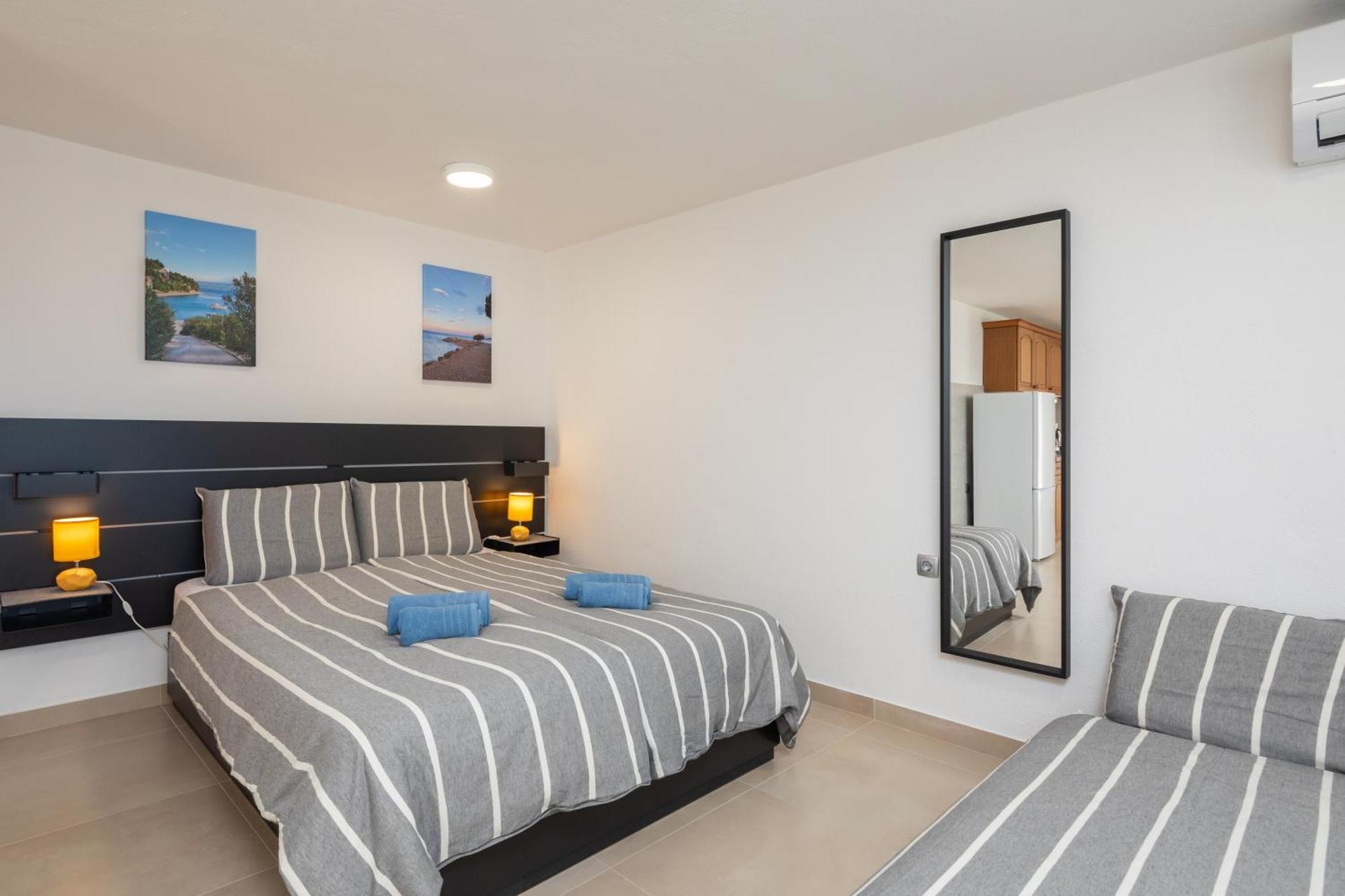 Sunshine Suites Омиш Экстерьер фото