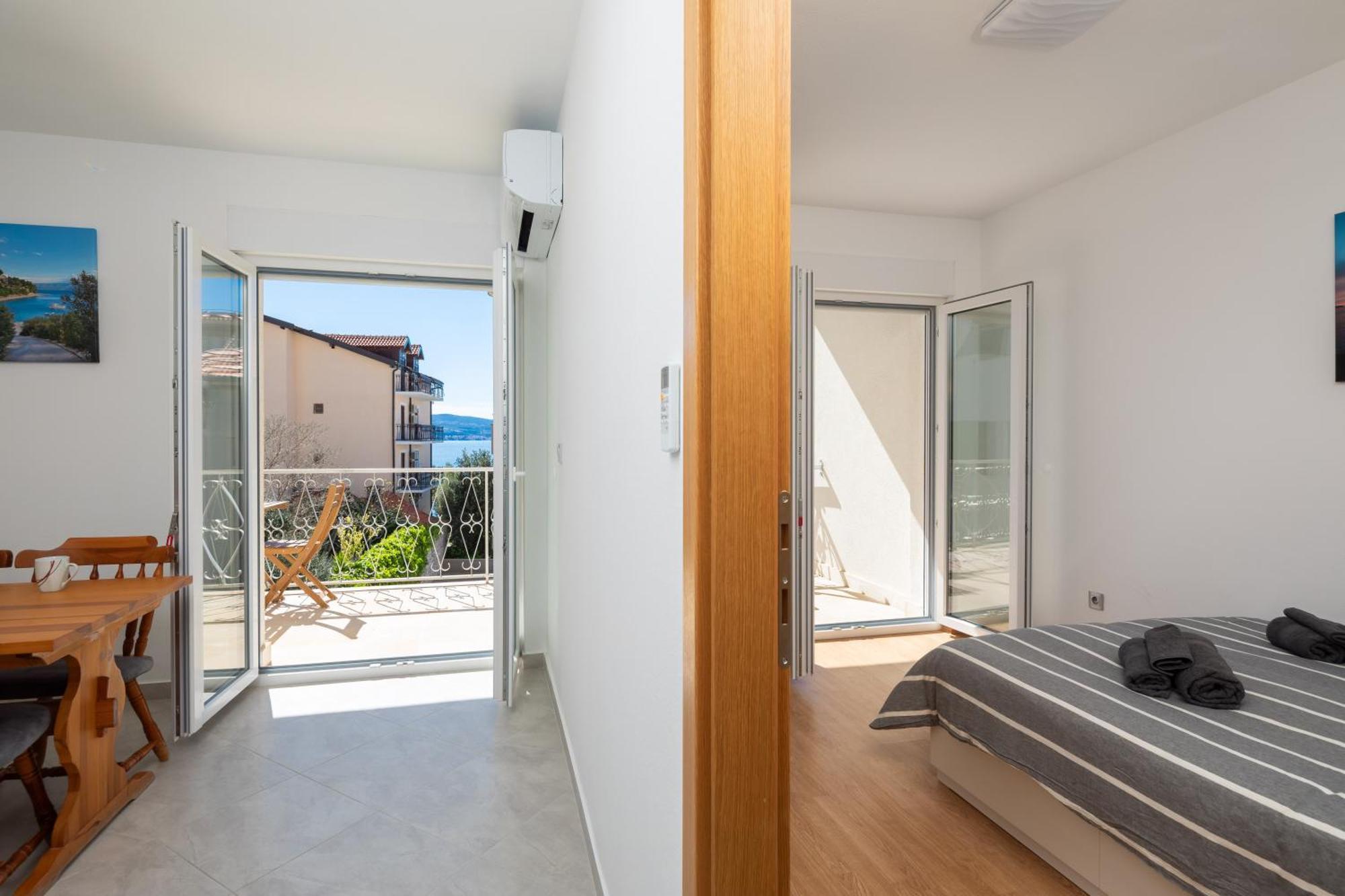 Sunshine Suites Омиш Экстерьер фото